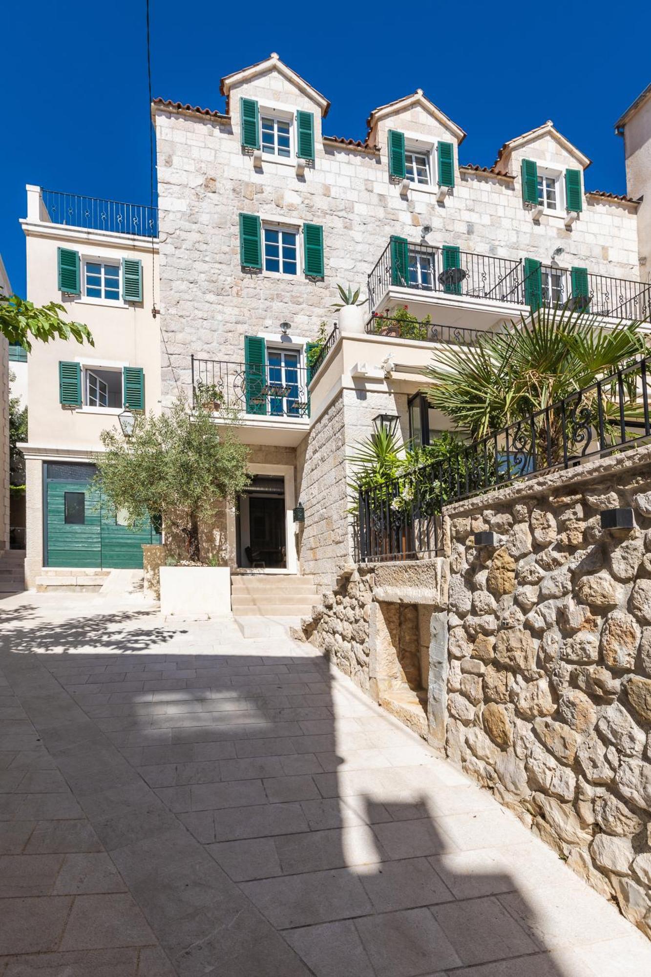 New - Casa Columba - 4 Star Design Boutique Hotel With Outdoor Pool & Private Garden (Adults Only) 마카르스카 외부 사진